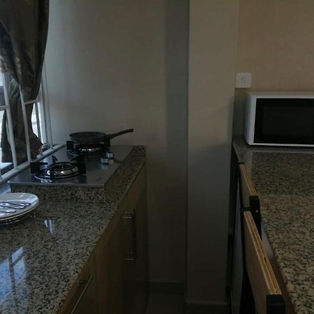 Champs De Mars Apartment ปอร์ต หลุยส์ ภายนอก รูปภาพ