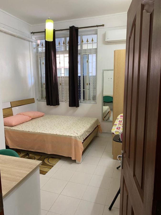 Champs De Mars Apartment ปอร์ต หลุยส์ ภายนอก รูปภาพ