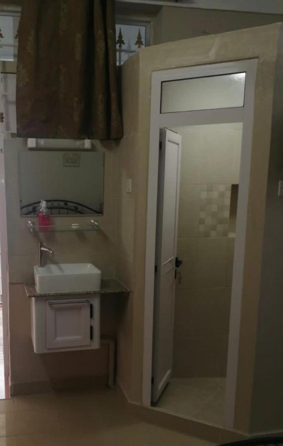 Champs De Mars Apartment ปอร์ต หลุยส์ ภายนอก รูปภาพ